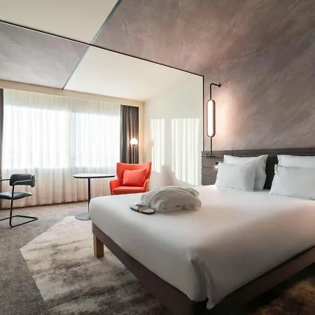 Hotel Novotel Brainpark 4*
